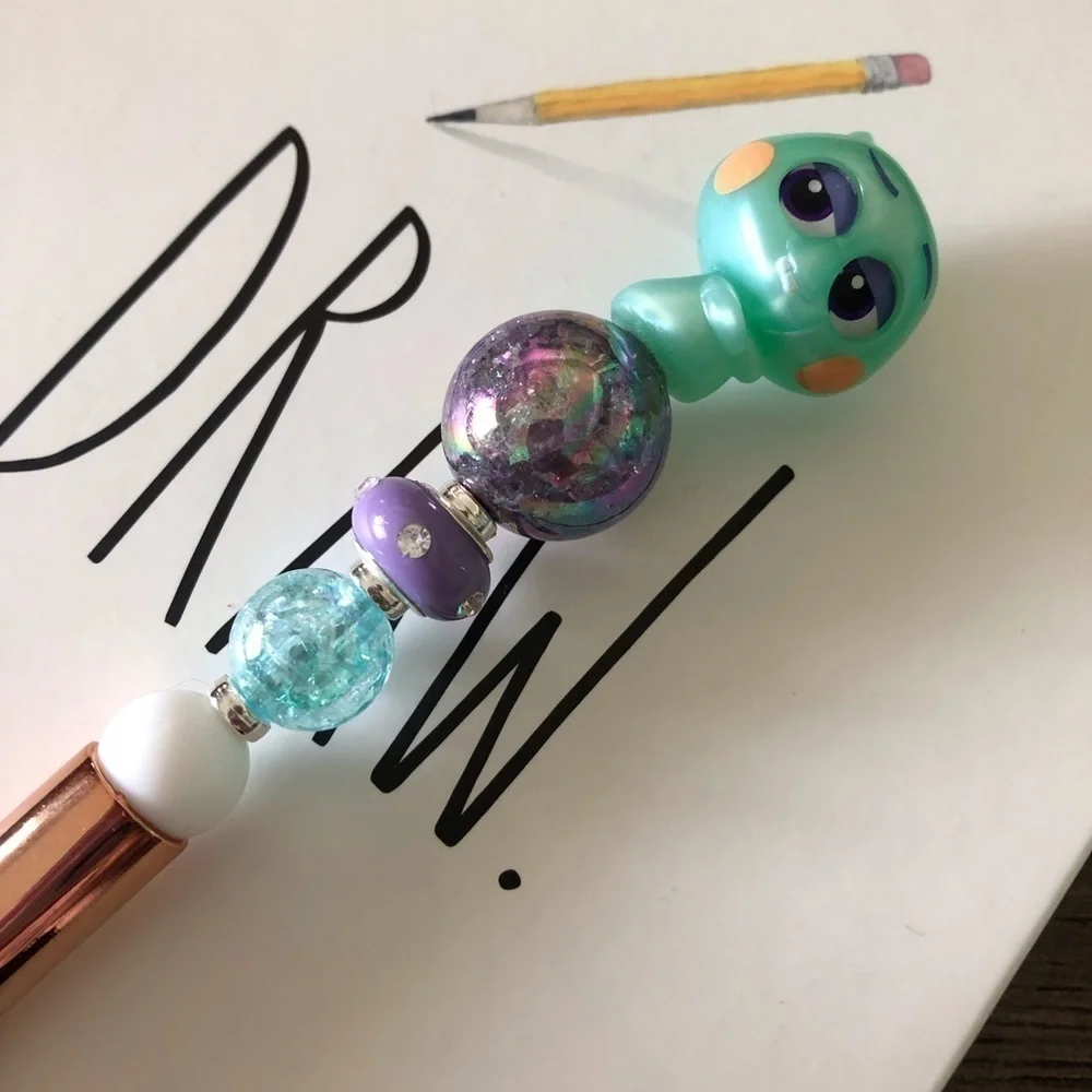 Disney Doorables: Soul: 22 handmade beaded pen
